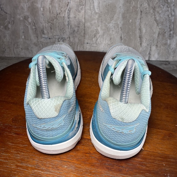 Altra Provision 4 Ice Flow Blue Running Shoes - Size: 7.5 - Picture 2 of 7